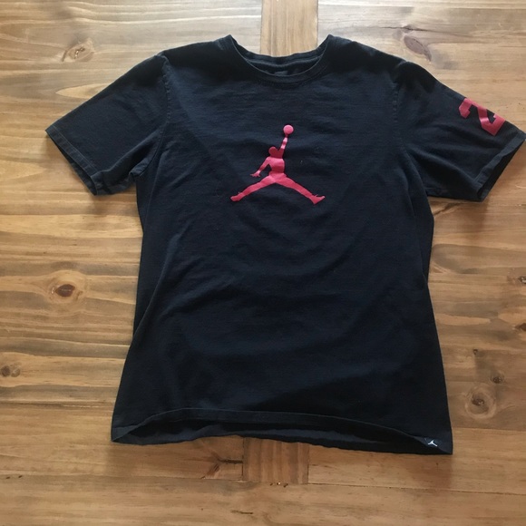 Nike/Jordan graphic t-shirt Sz. M - Picture 5 of 9